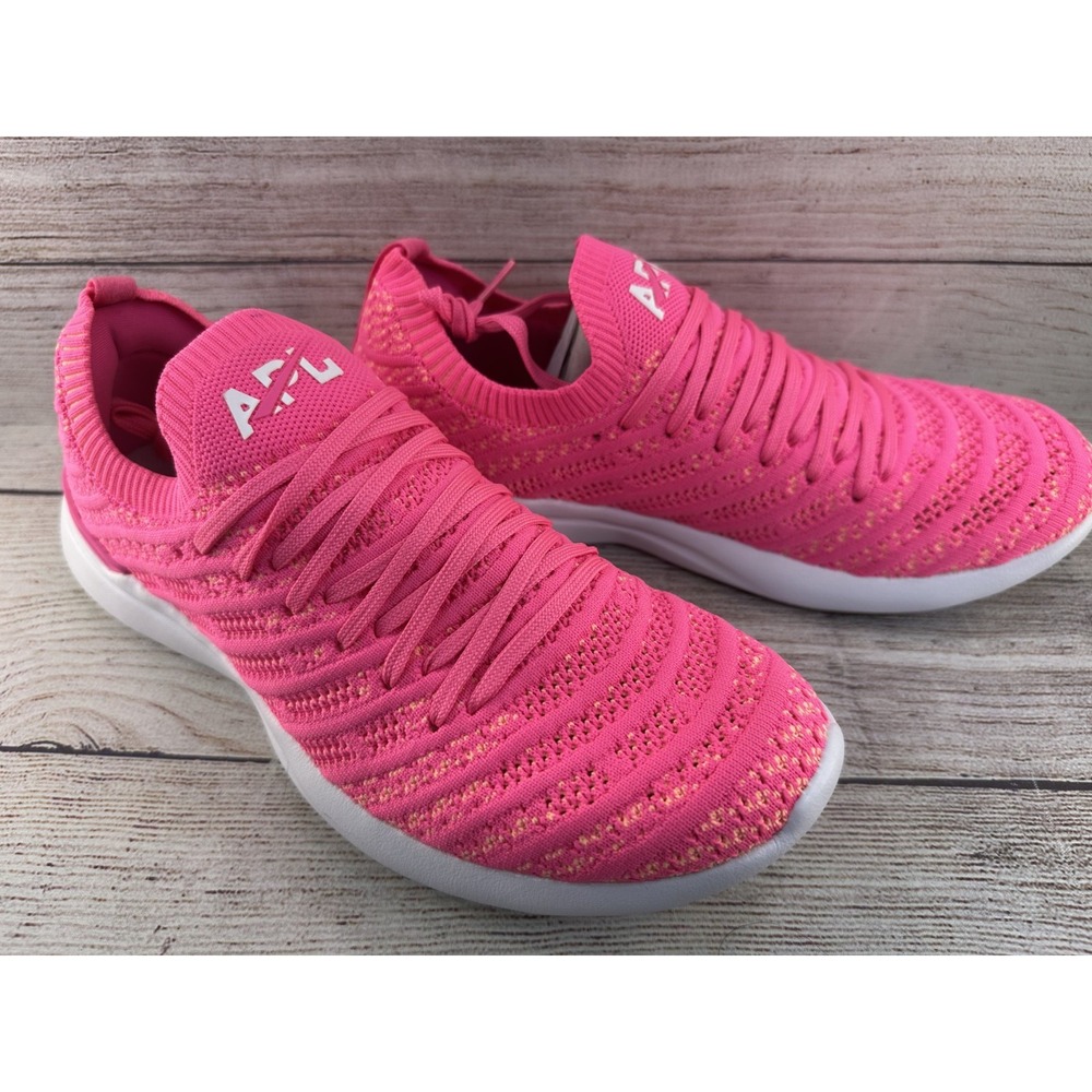 Athletic Propulsion Labs APL Women's Pink Techloom Wave Sneakers NWOB Size 8.5